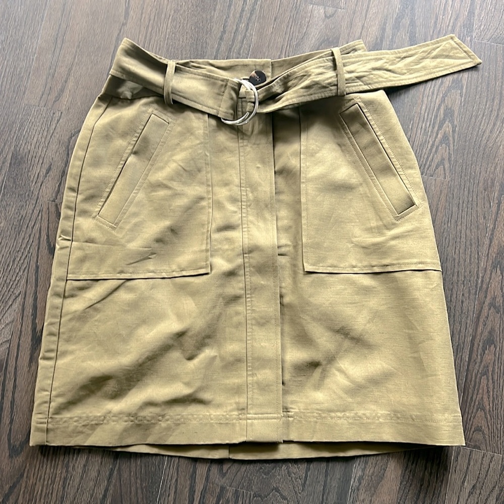 Ann Taylor Linen Mini Skirt Moss Green Size 4 Belted Waist Hidden Buttons Front